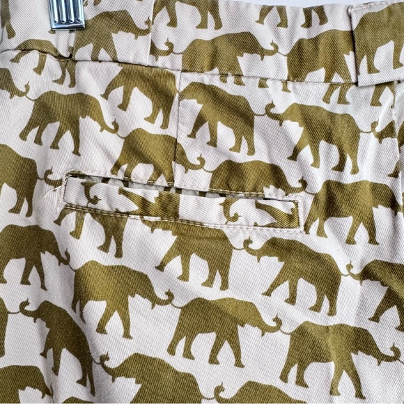 Anthropologie Cartonnier Green Finchley Elephant Print Safari Cuffed Shorts 6 - Picture 4 of 7